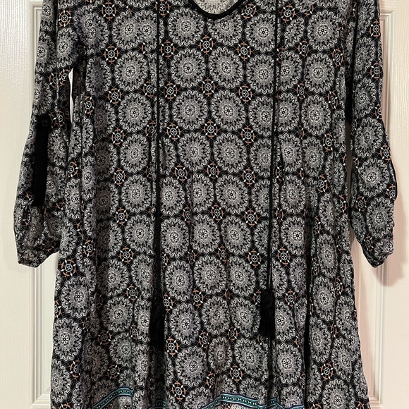 Hem & Thread Dress - Picture 1 of 10